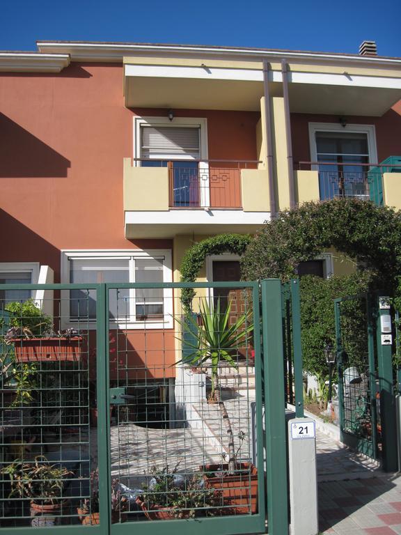 Sweet Sardinia Apartment R2968 Elmas Номер фото